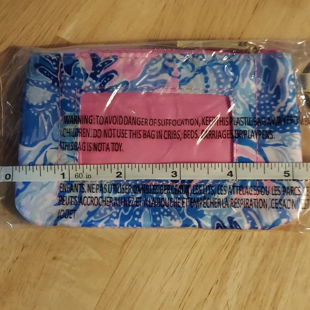 NEW Unopened Lilly Pulitzer Shade Seekers ID‎ Case